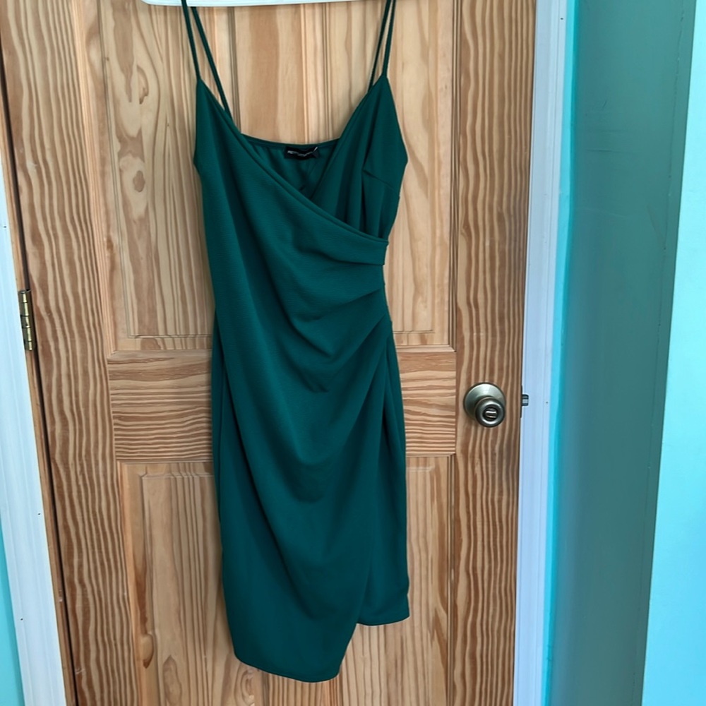 Midi green spaghetti strap dress